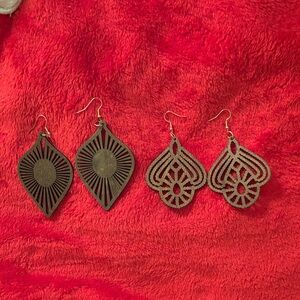 Wooden pierced earrings